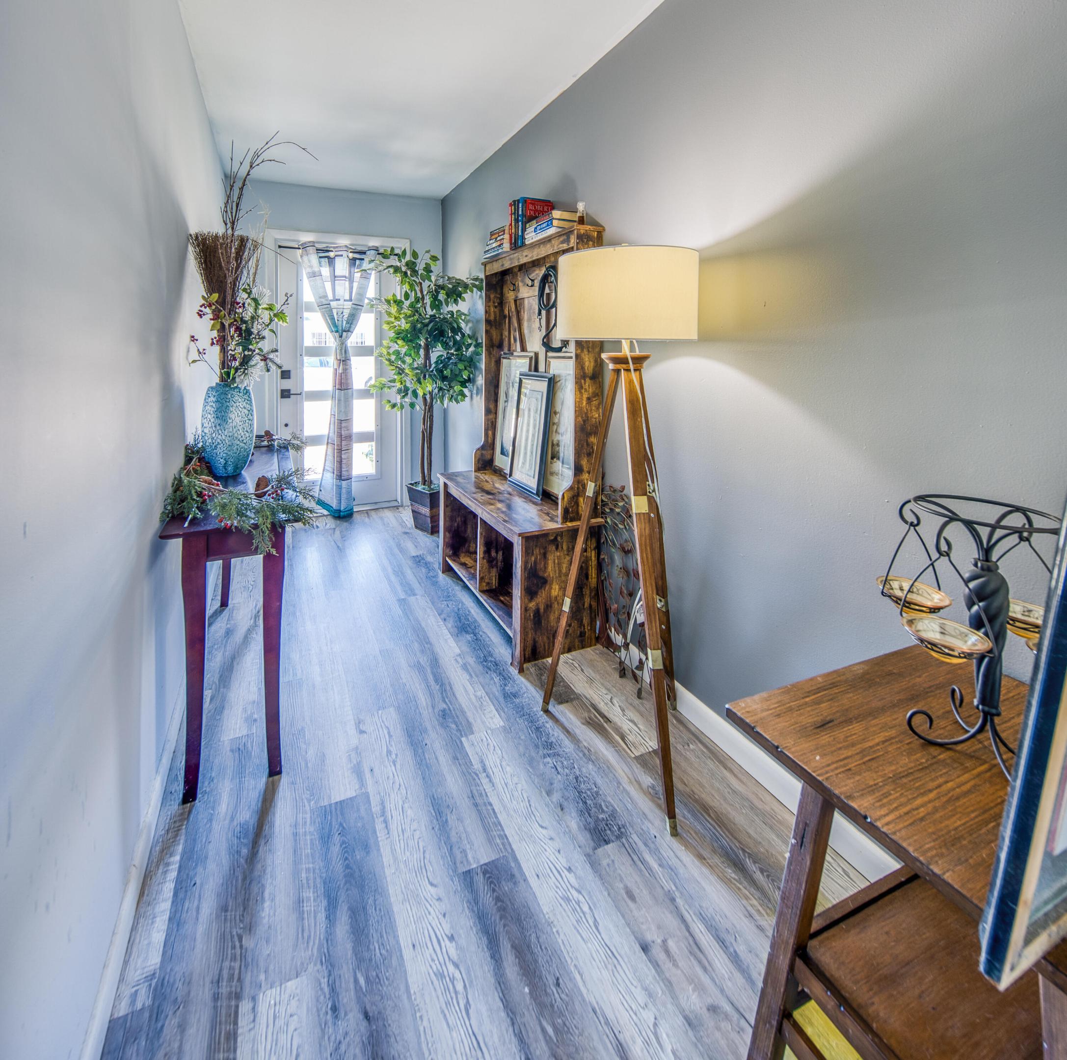 NORTH LAKE WORTH - Residential