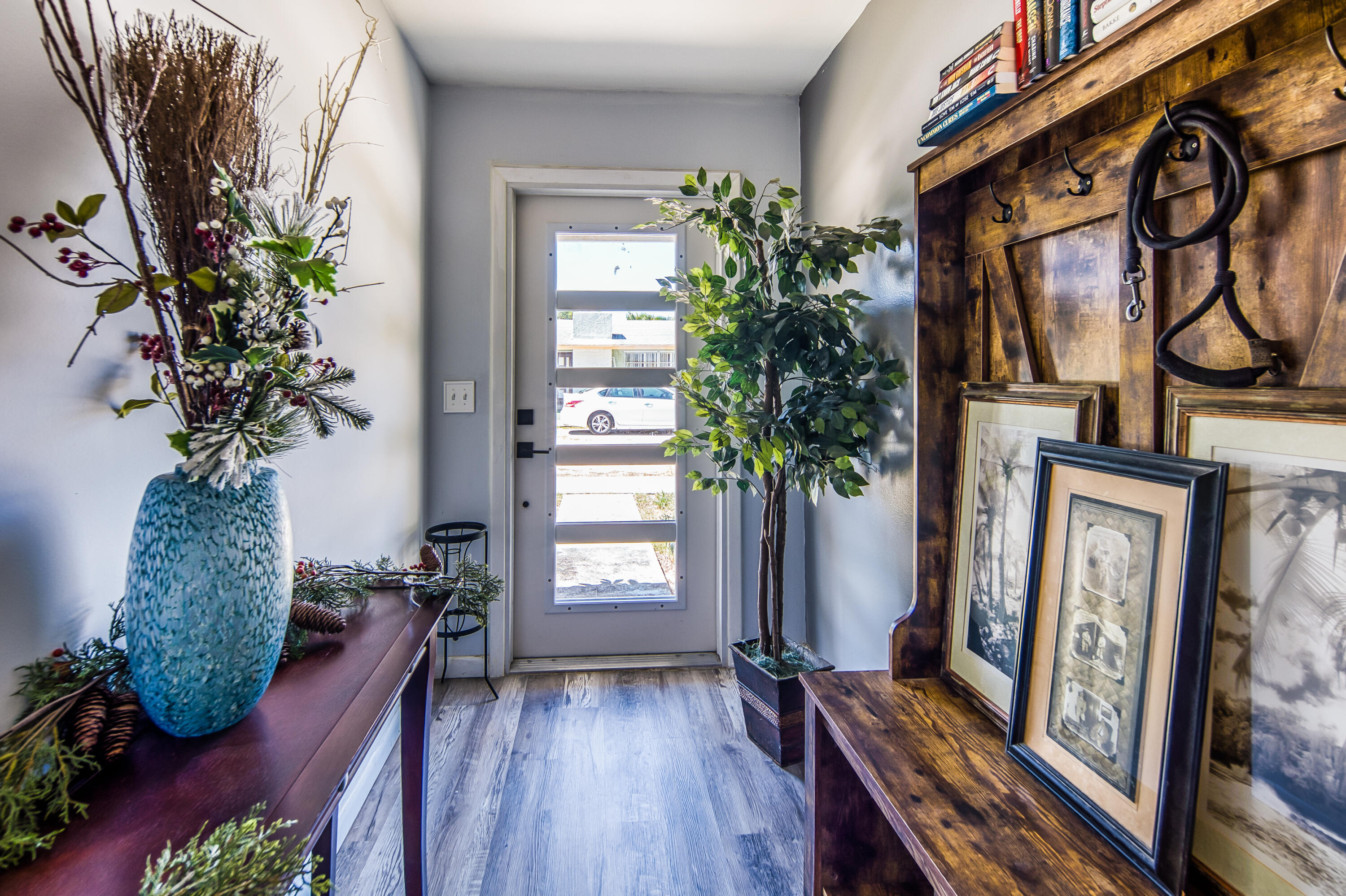 NORTH LAKE WORTH - Residential