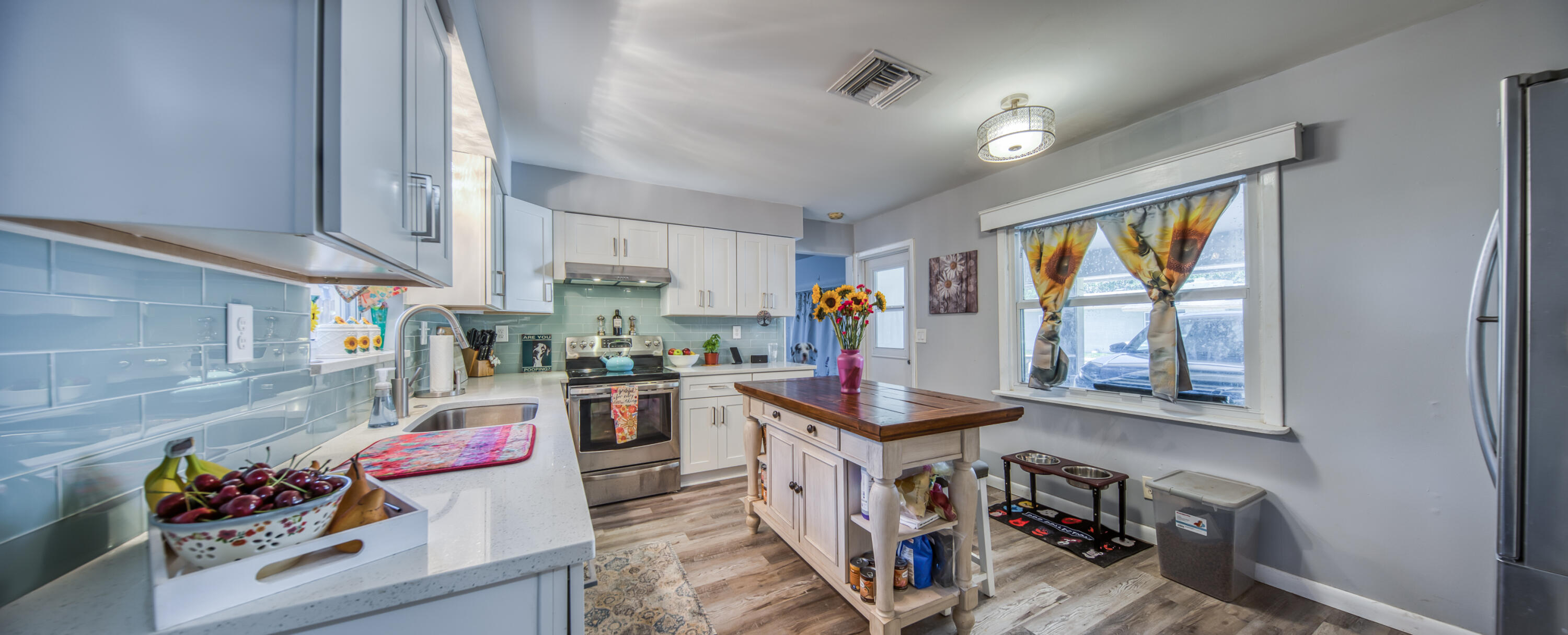 NORTH LAKE WORTH - Residential