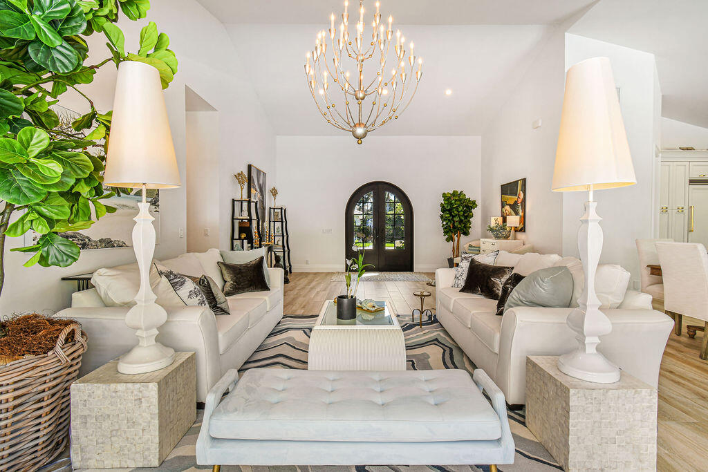 JUPITER INLET BEACH COLON - Residential