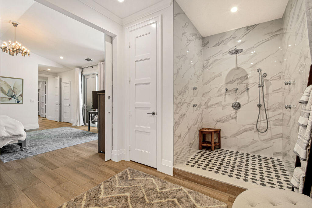 JUPITER INLET BEACH COLON - Residential