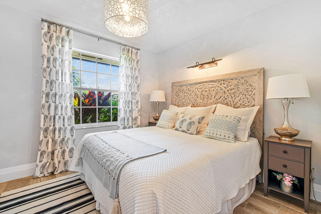 JUPITER INLET BEACH COLON - Residential