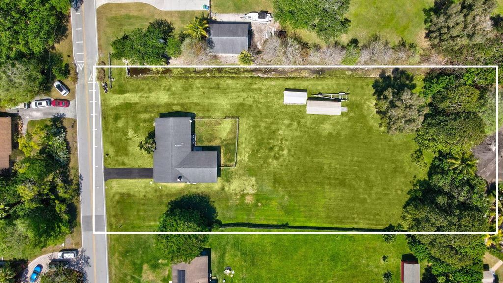 Photo of 6160 SW 188th Avenue, Southwest Ranches, FL 33332 (MLS # R11073279)