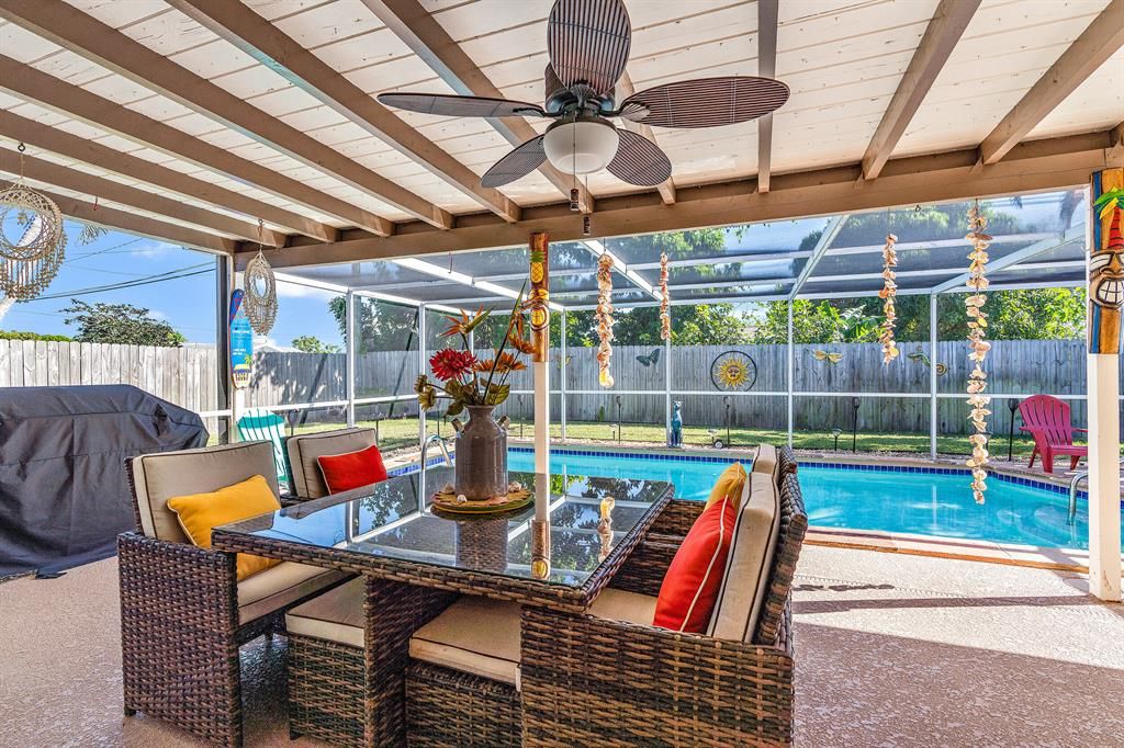 Photo of 294 Cherry Street, Palm Beach Gardens, FL 33410 (MLS # R10756790)