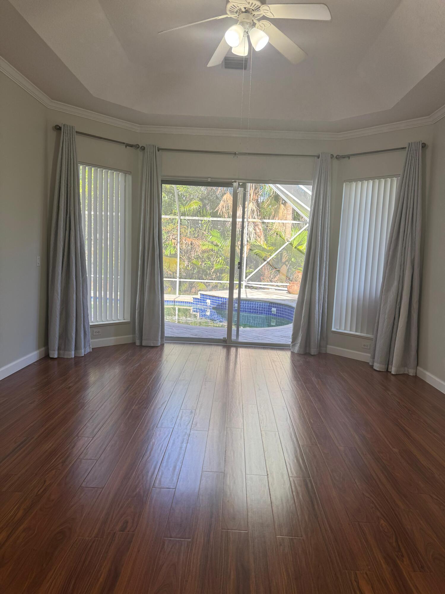 Fox Ridge 157-8 B - Residential Lease