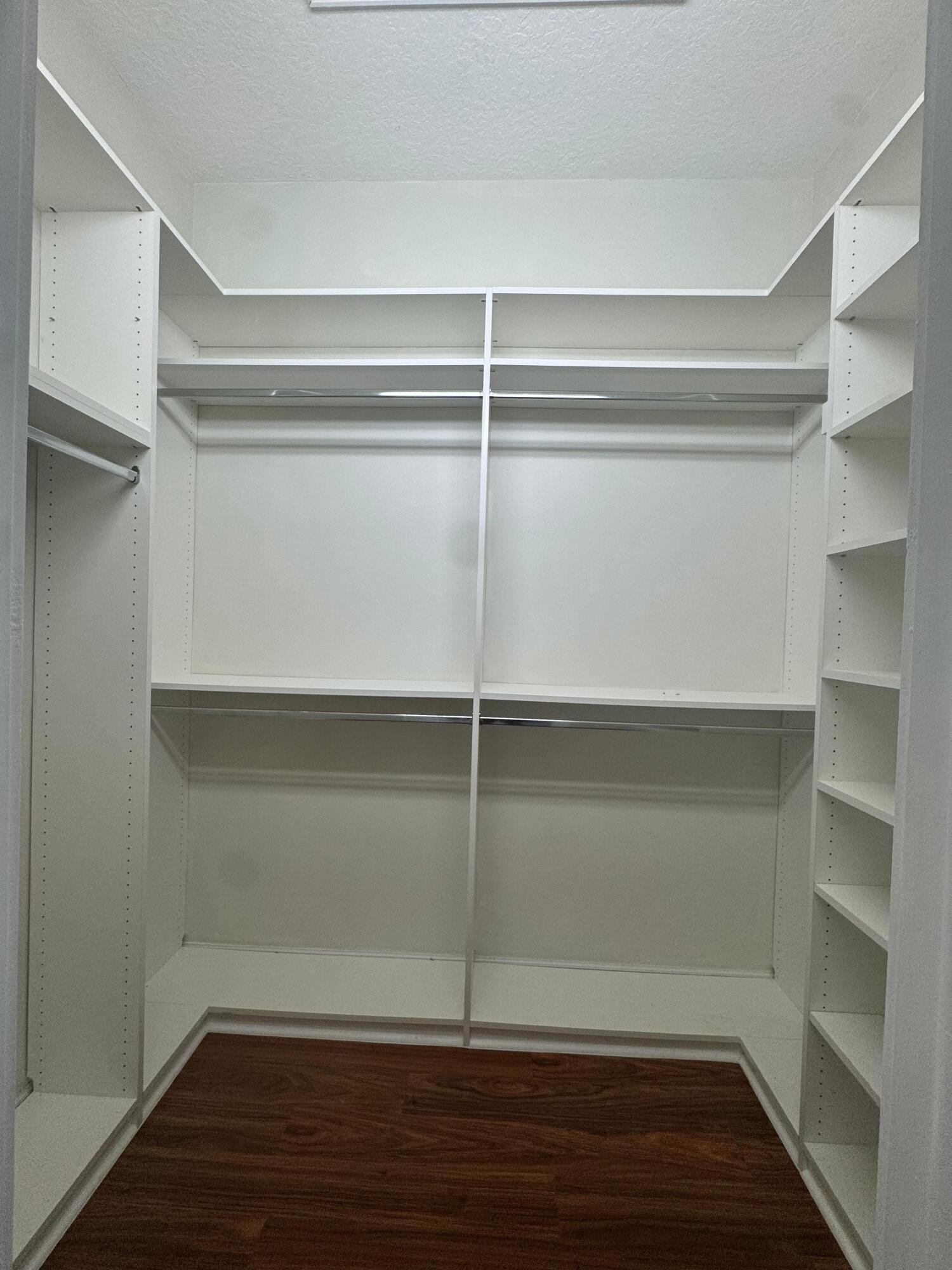 Fox Ridge 157-8 B - Residential Lease