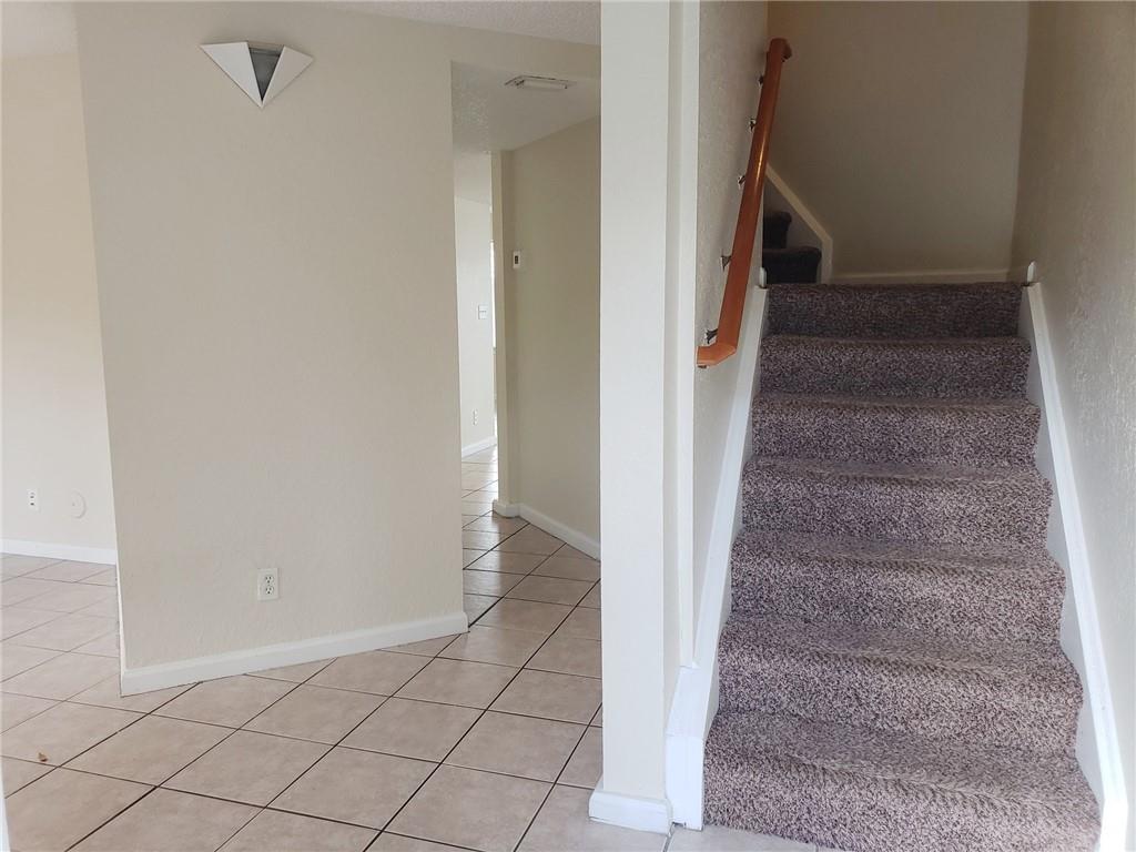 Coral Spgs University Dri - Residential Lease