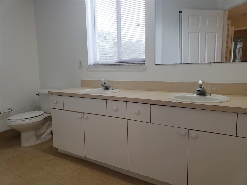 Coral Spgs University Dri - Residential Lease