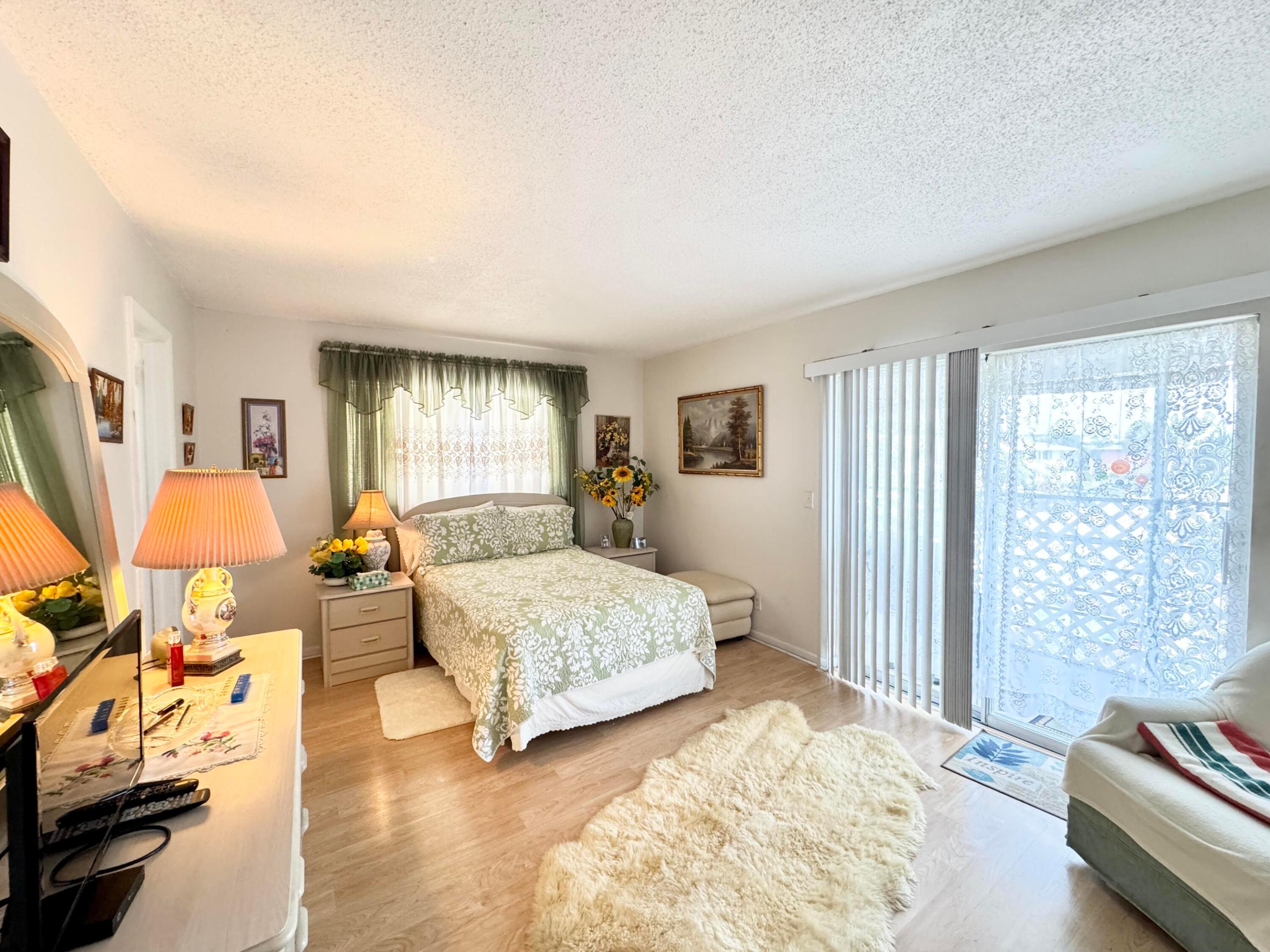 BEDFORD CONDO - Residential