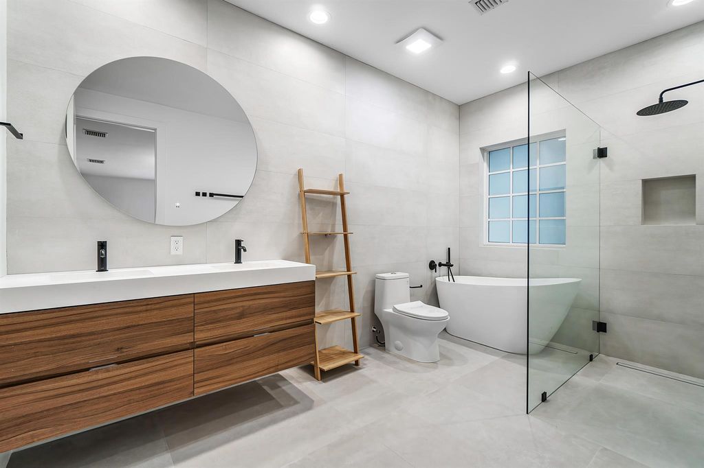 Photo of 226 Caravelle Drive, Jupiter, FL 33458 (MLS # R11083772)