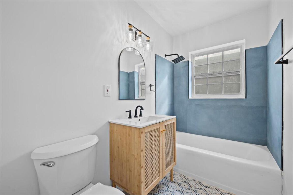 LAKE WORTH TOWN OF - Residential