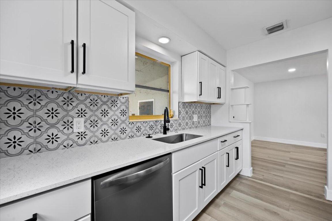 LAKE WORTH TOWN OF - Residential