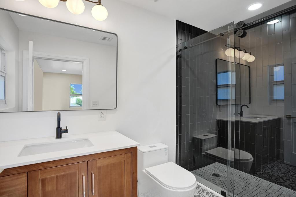 COVE 2ND SEC - Residential