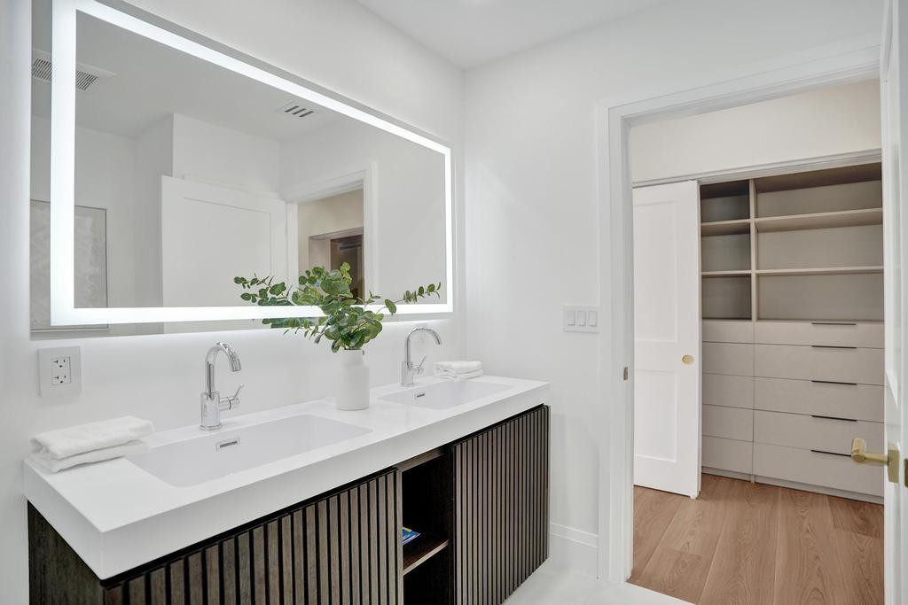 COVE 2ND SEC - Residential