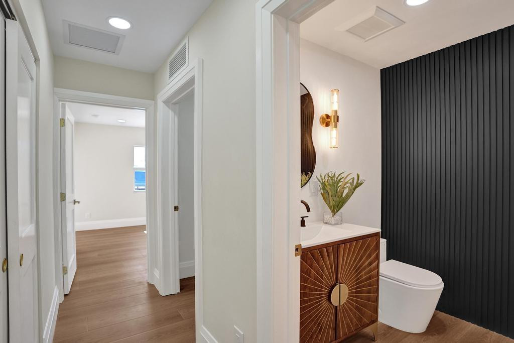 COVE 2ND SEC - Residential