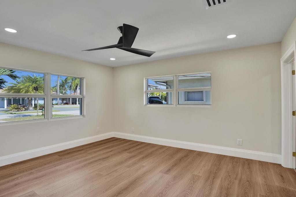 COVE 2ND SEC - Residential