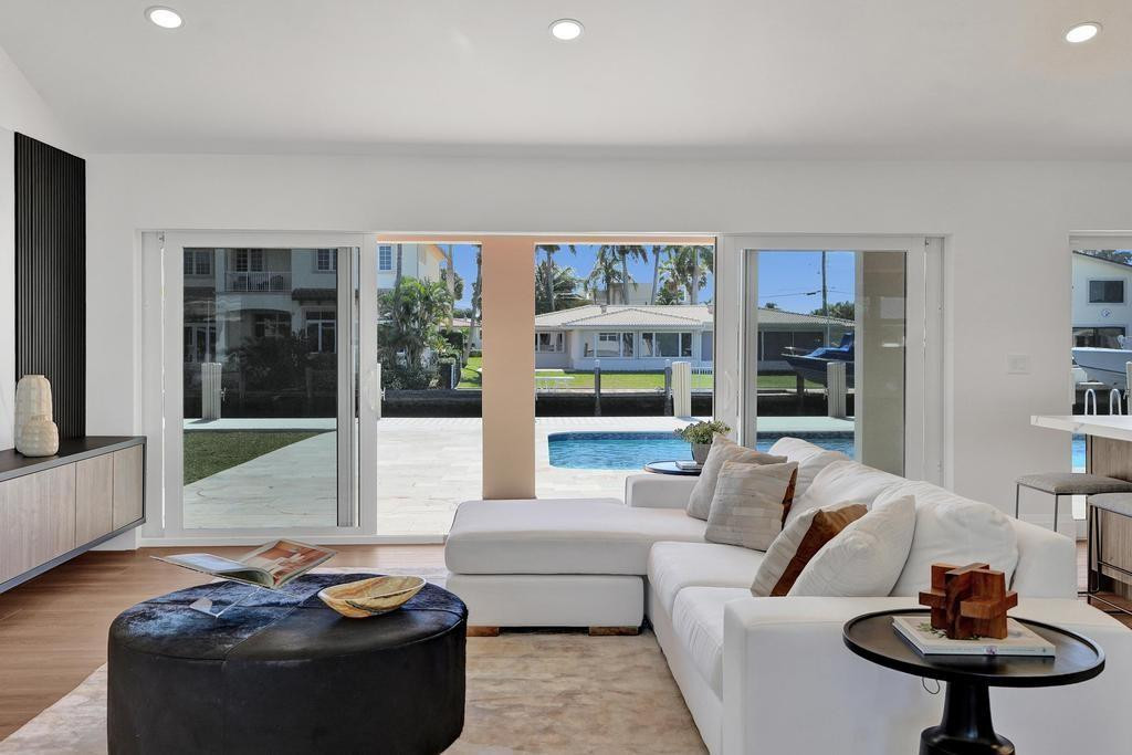 COVE 2ND SEC - Residential