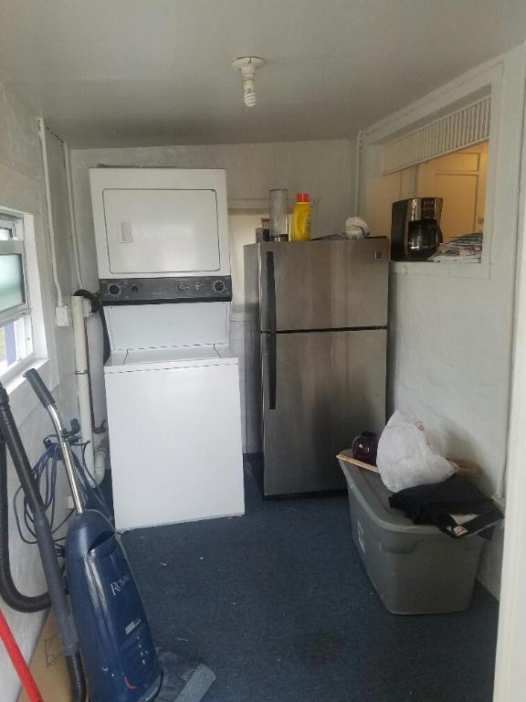 LAKE WORTH TOWN OF - Residential Income