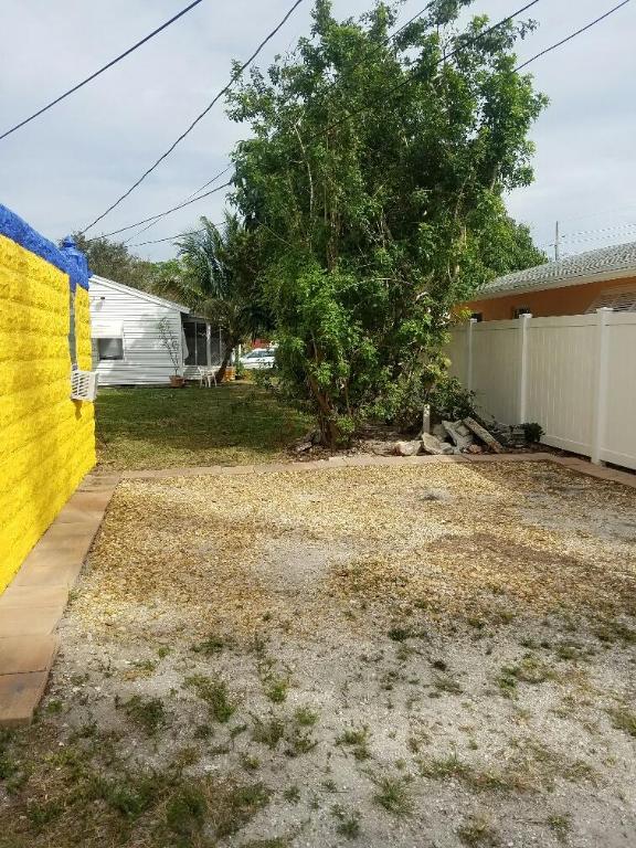 LAKE WORTH TOWN OF - Residential Income