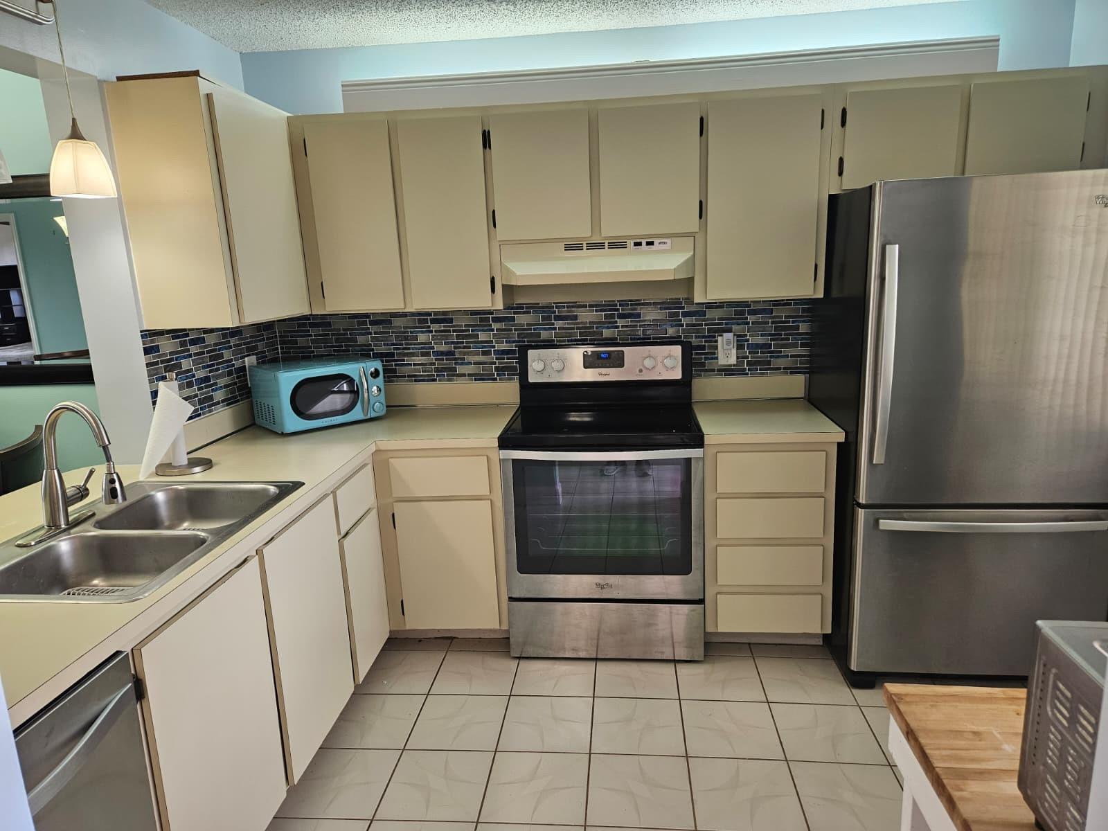 8592 W Sunrise Blvd 416