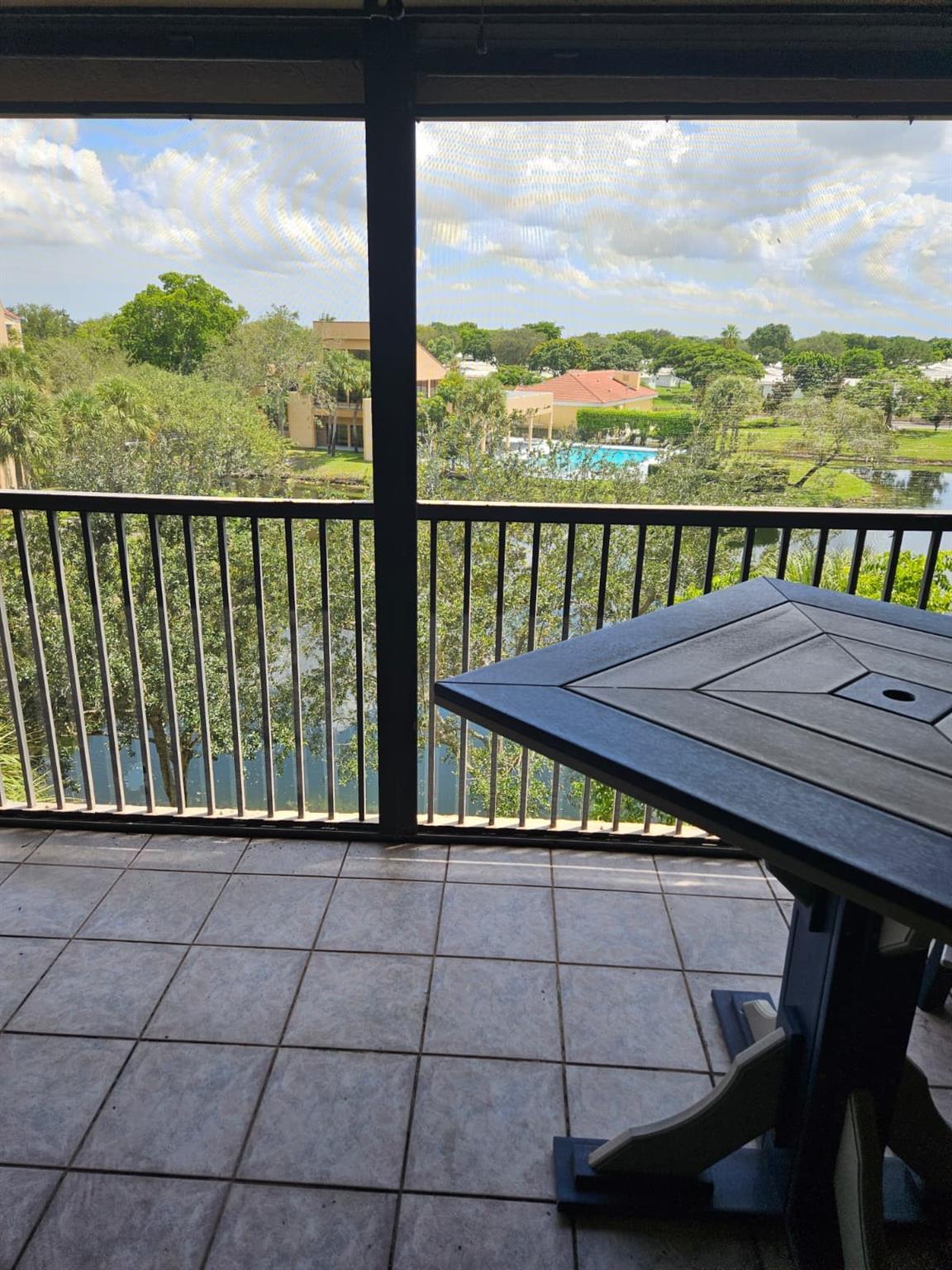 Jacaranda Heights - Residential