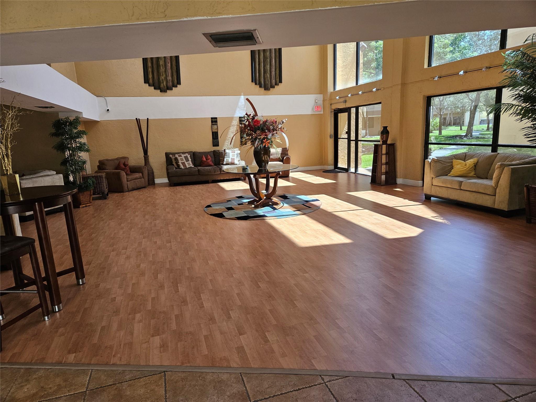 Jacaranda Heights - Residential