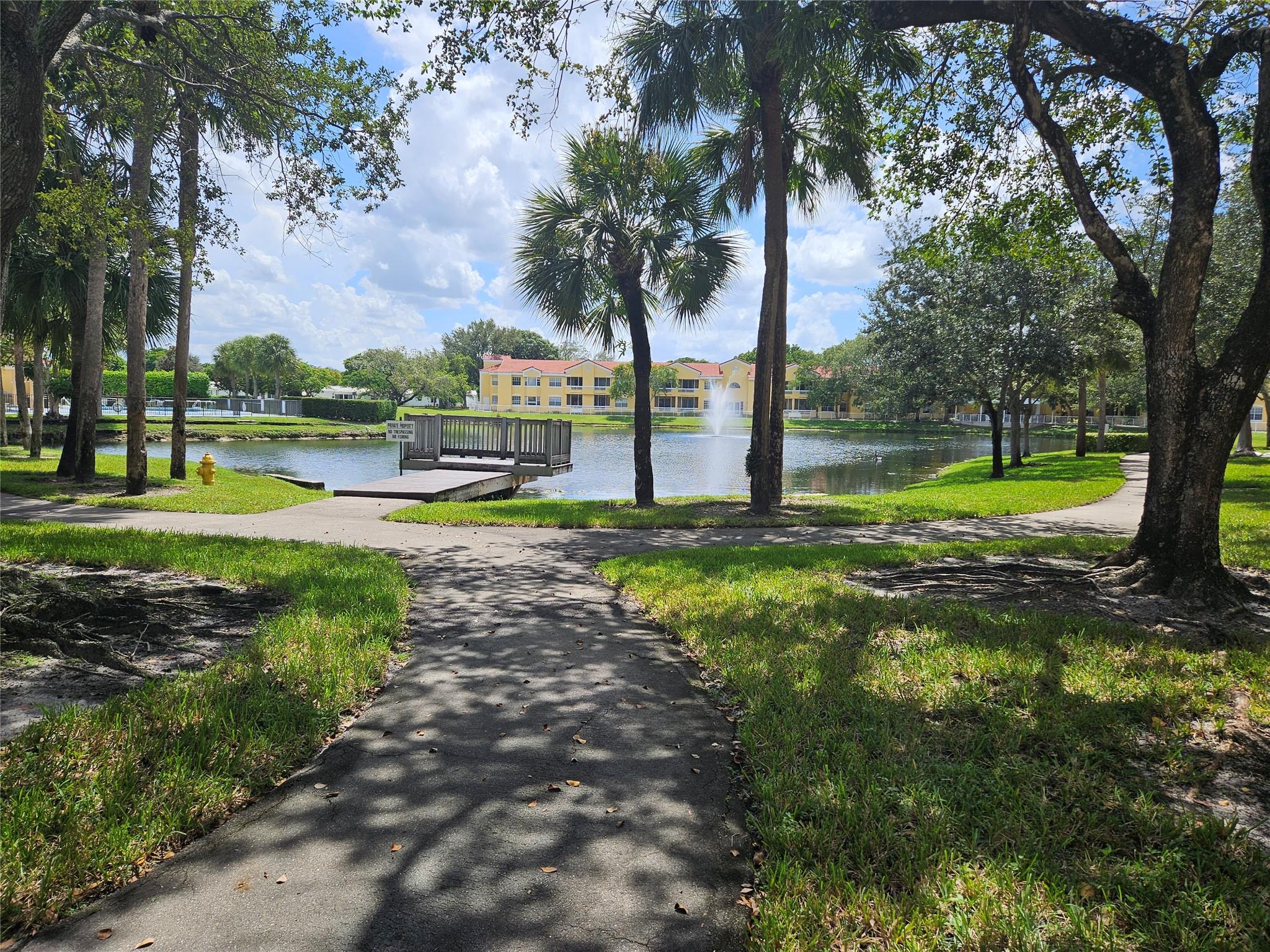 Jacaranda Heights - Residential
