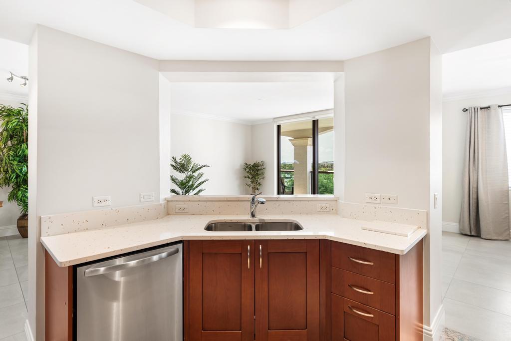 LANDMARK AT THE GARDENS CONDO - Residential