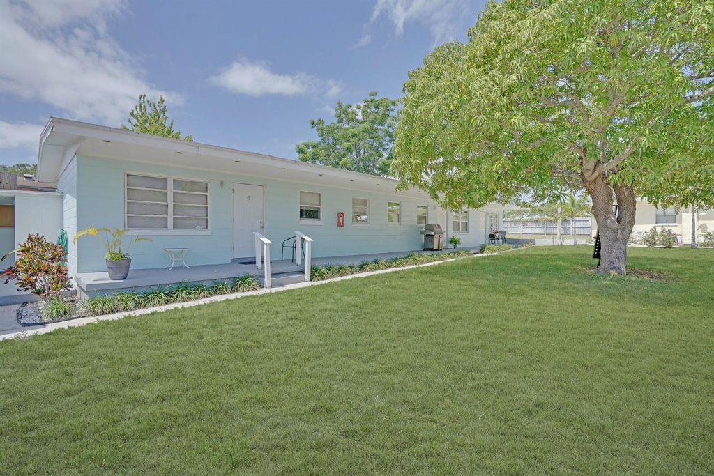 Photo of 511 N 2nd N Street #1 -8, Fort Pierce, FL (MLS # R10995030)