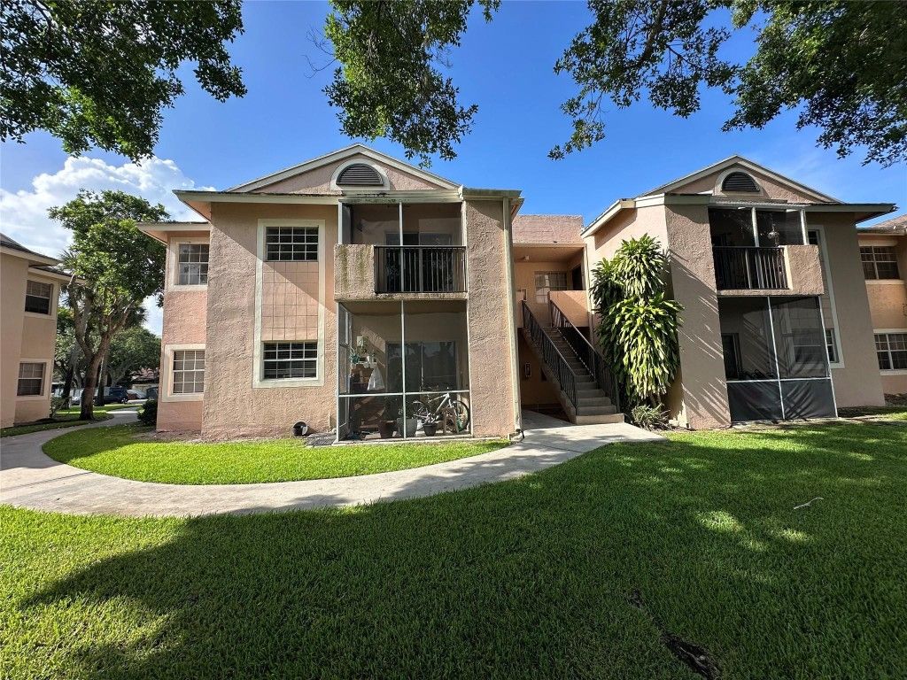 Photo of 641 Cypress Lake Boulevard #K, Pompano Beach, FL 33064 (MLS # F10513885)