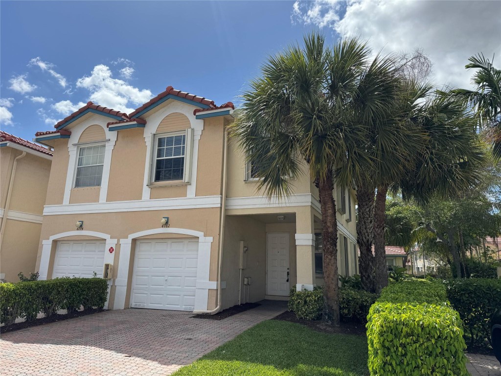 pelican point townhome - Residential