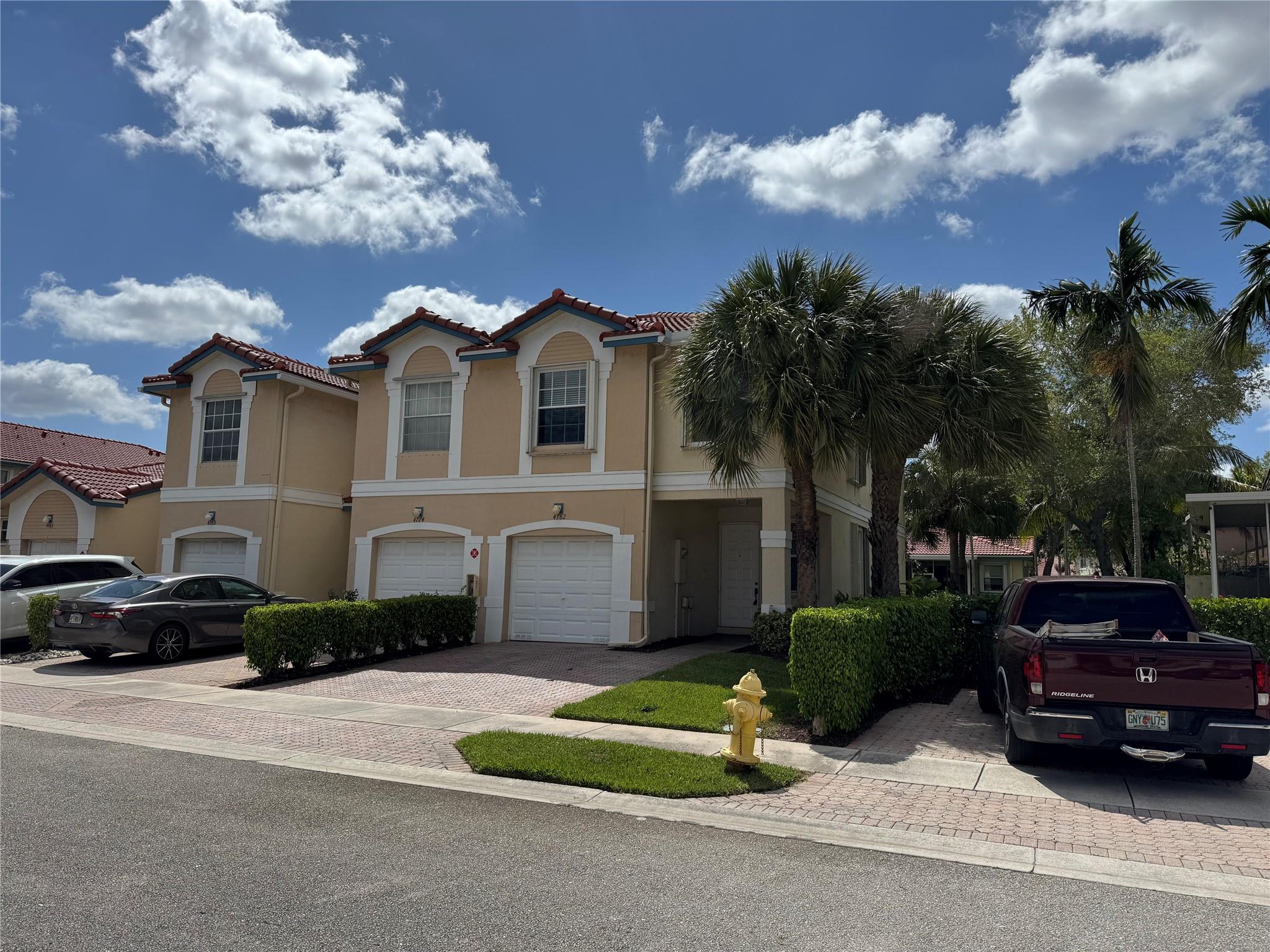 pelican point townhome - Residential