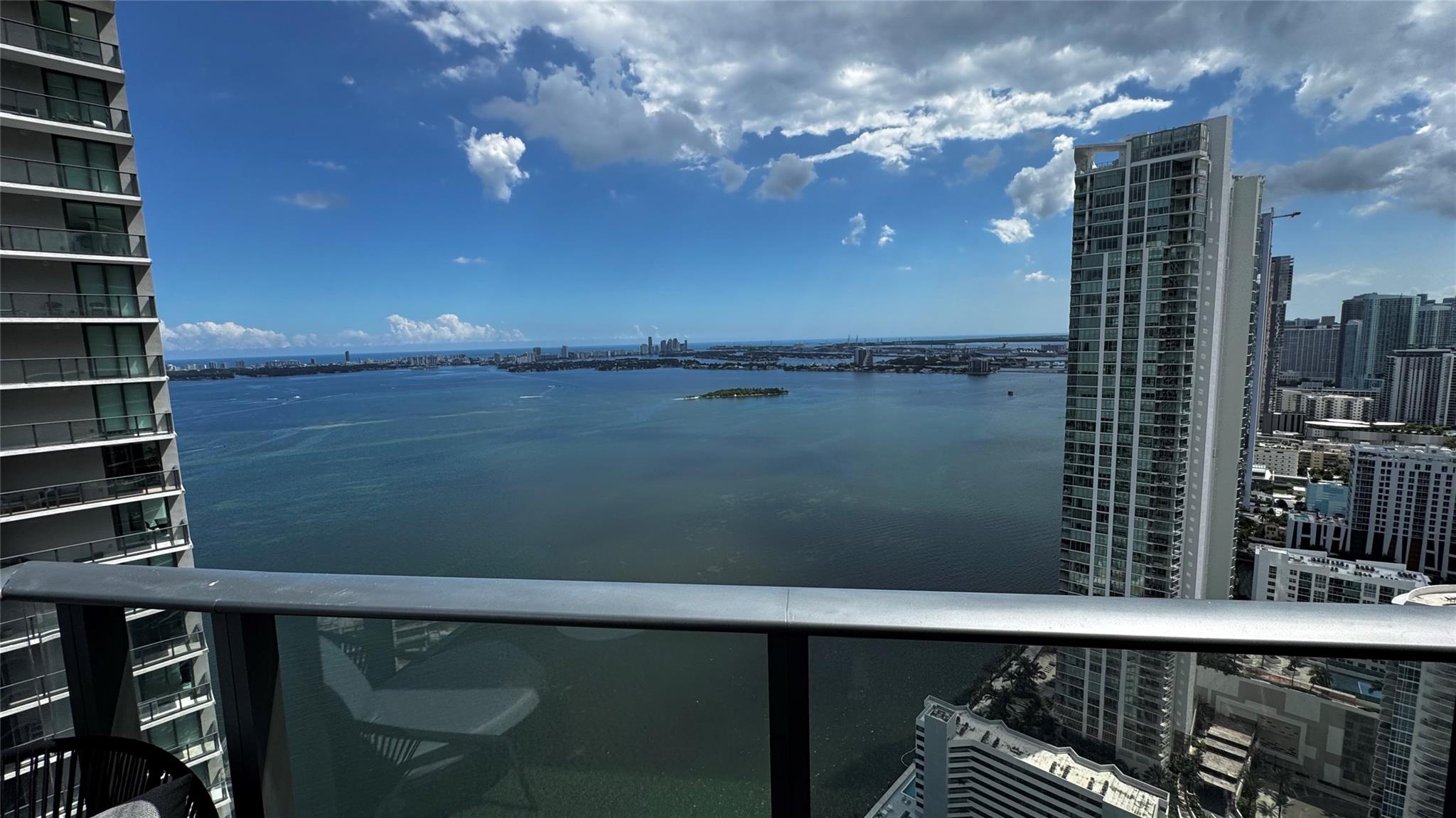 PARAISO BAY - Residential