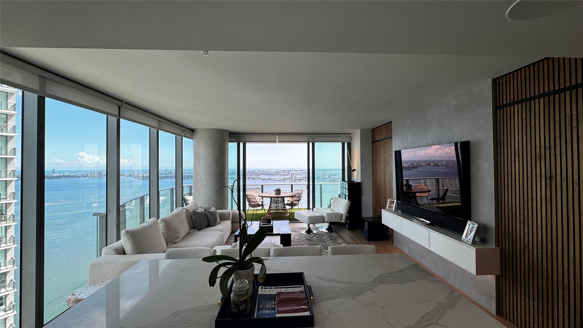 PARAISO BAY - Residential