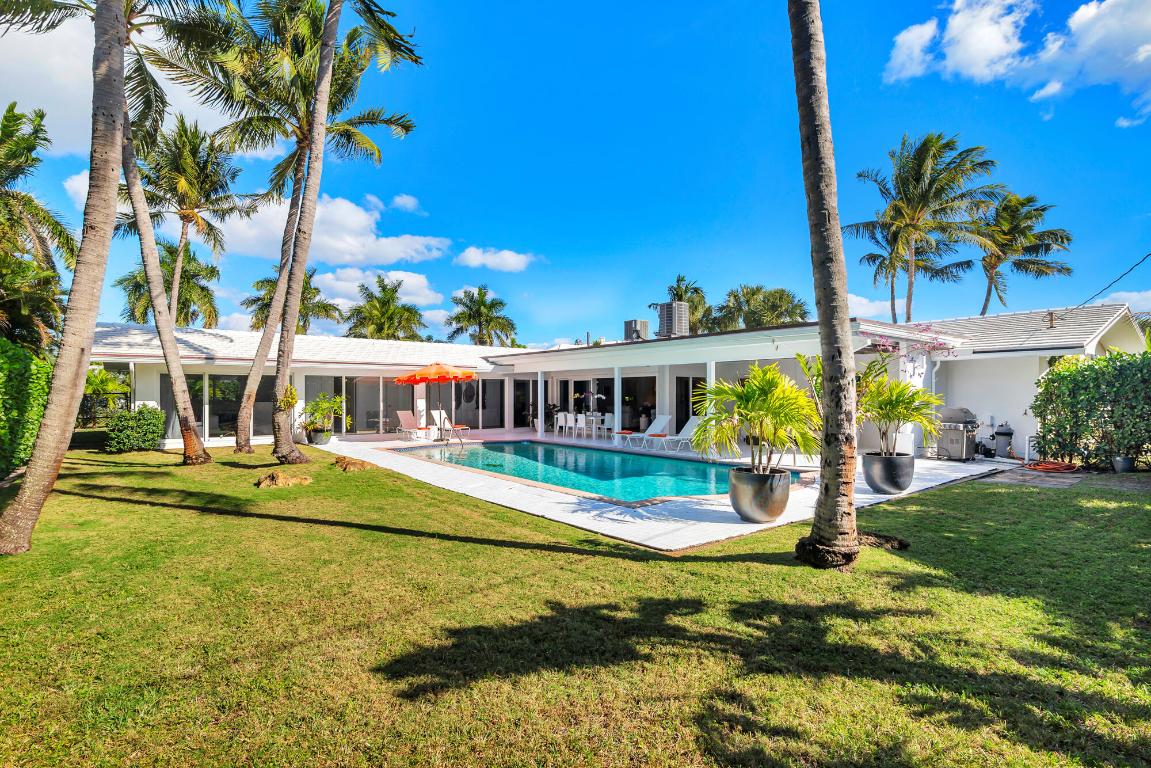 2015 Notre Dame Drive