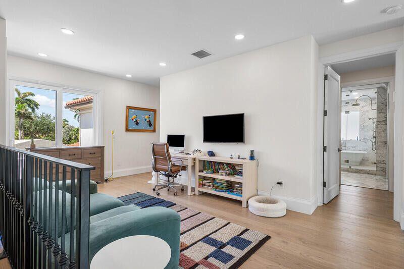 COVENTRY IN THE GROVE - Residential