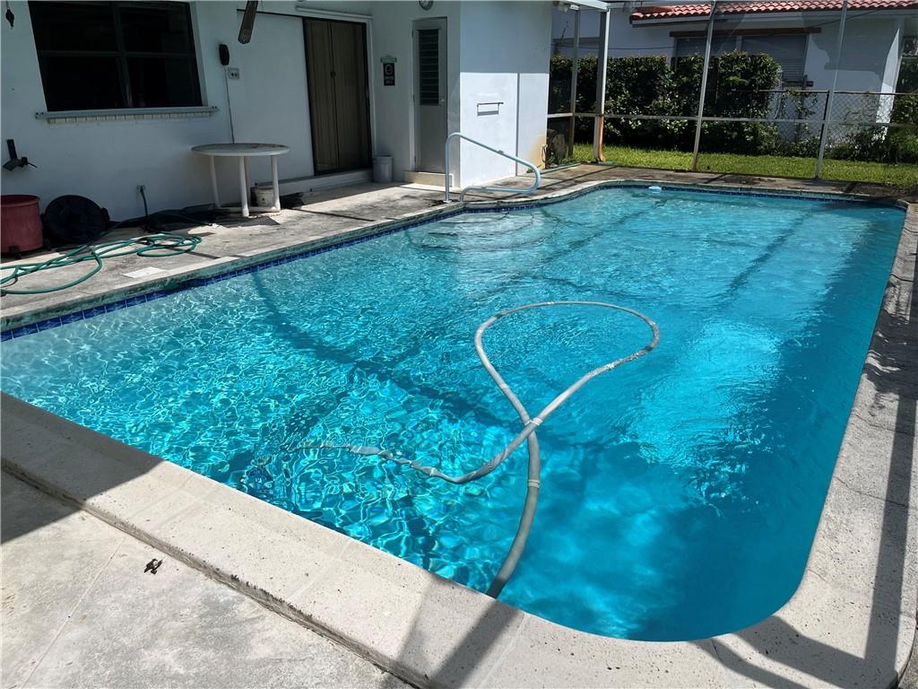 Colonial Ridge 62-41 B - Residential