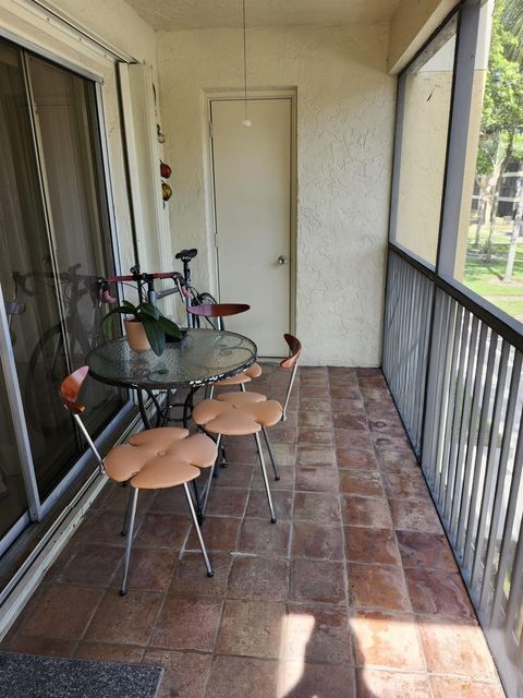 A home in Oakland Park