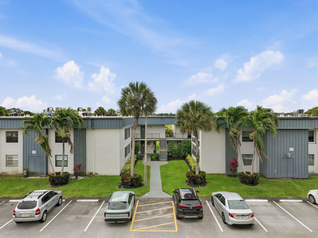 Photo of 566 Piedmont L, Delray Beach, FL 33484 (MLS # B26019951)