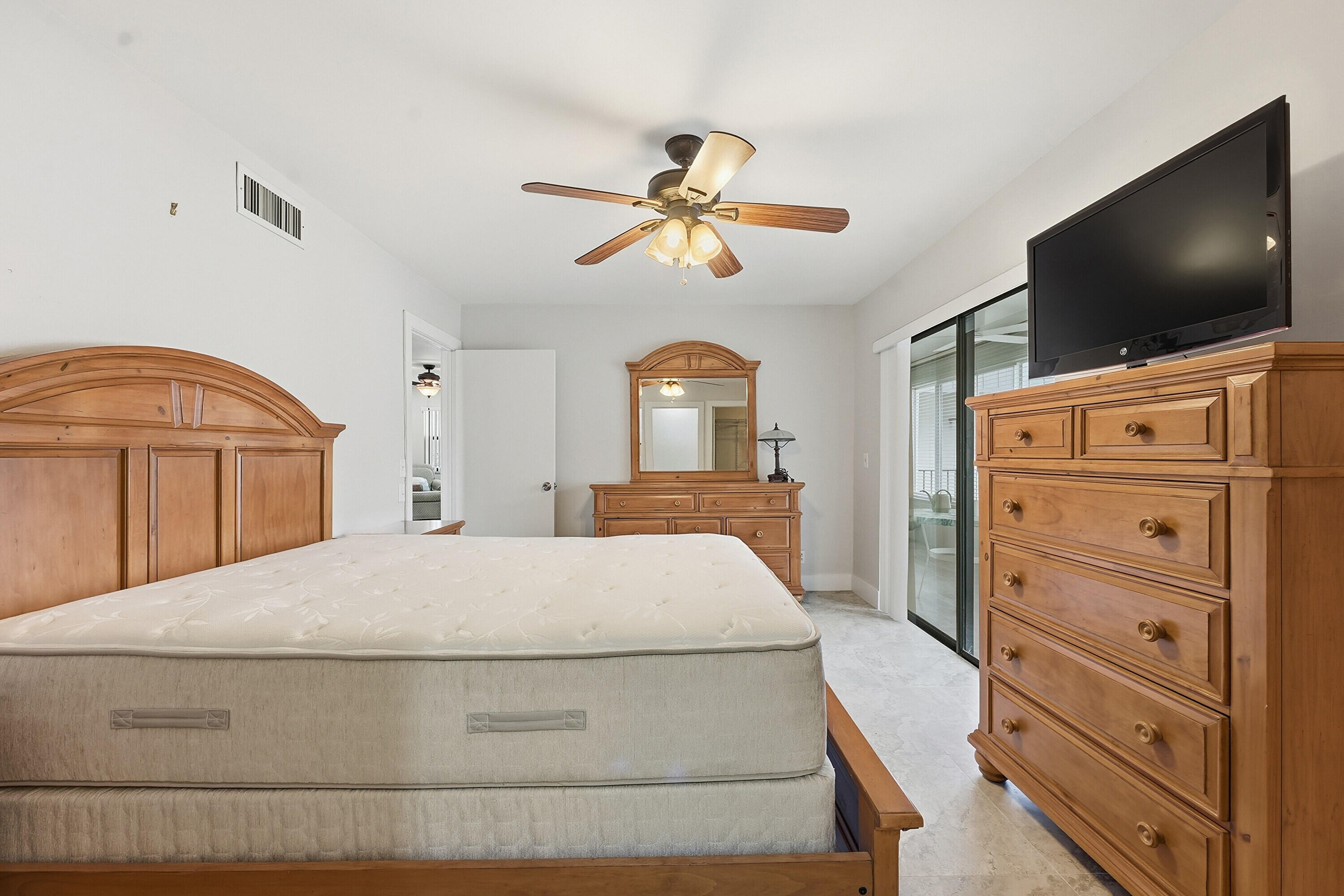 KINGS POINT PIEDMONT CONDOS - Residential