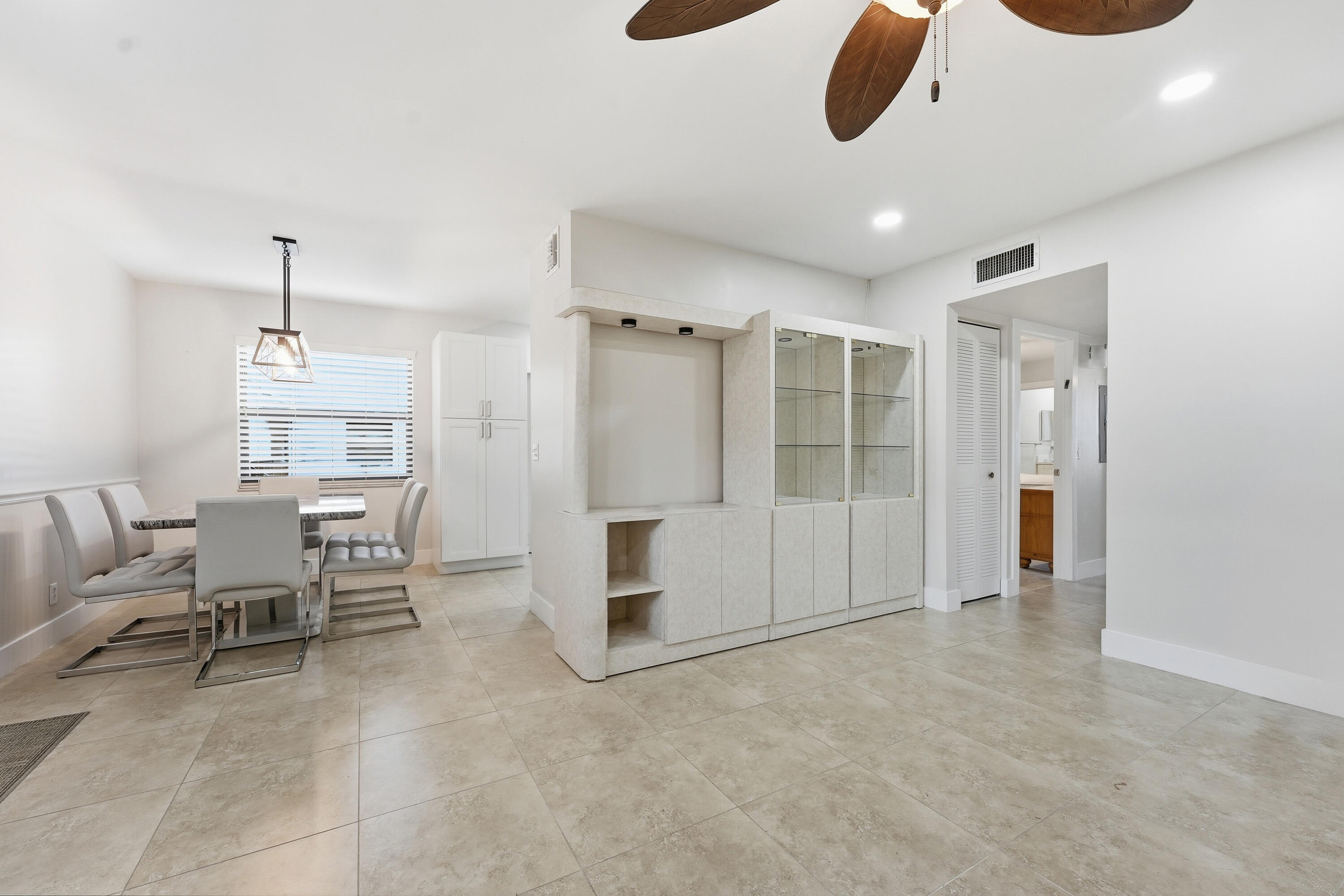 KINGS POINT PIEDMONT CONDOS - Residential