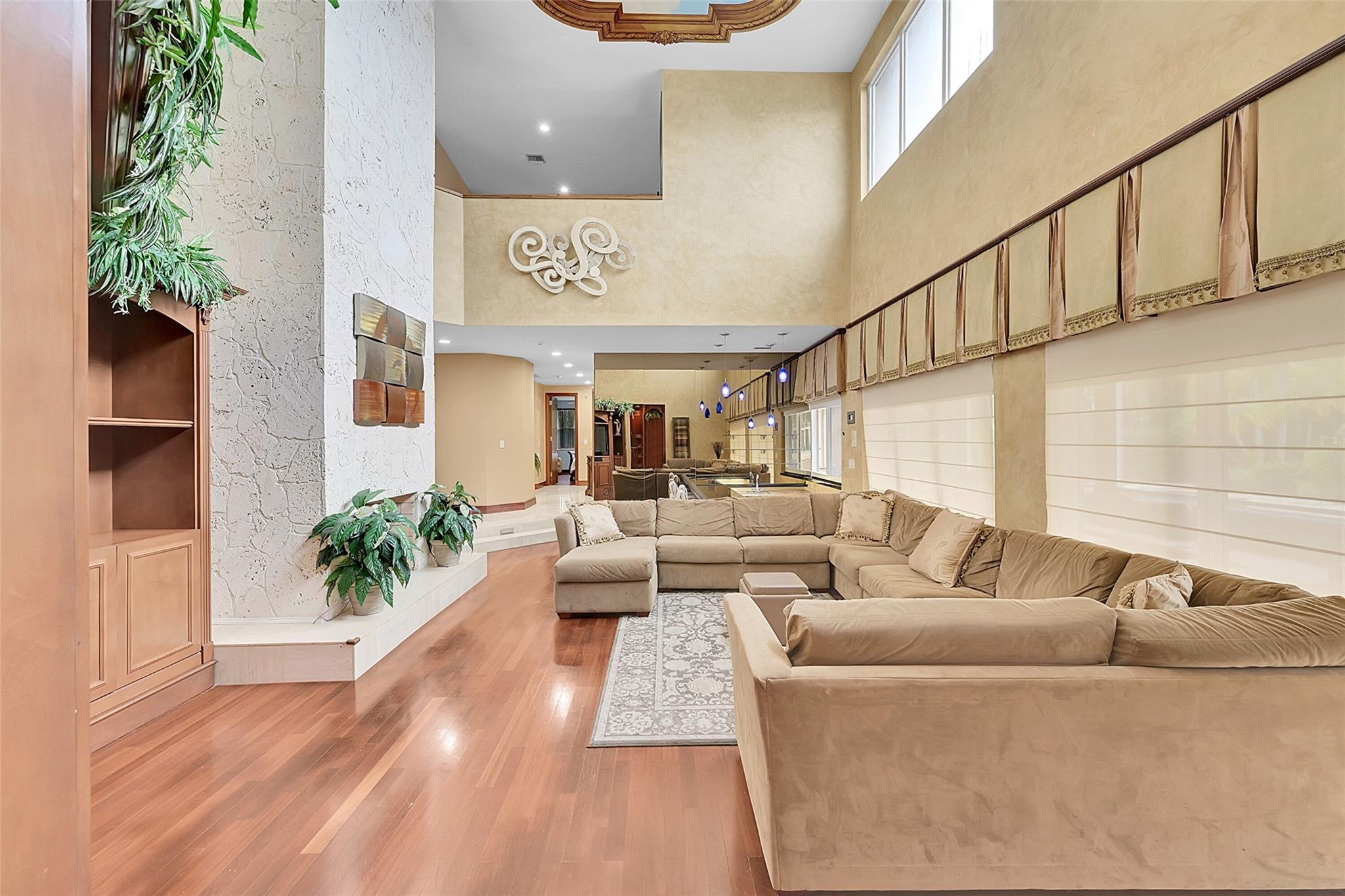 Running Brook Hills 70-23 - Residential Lease