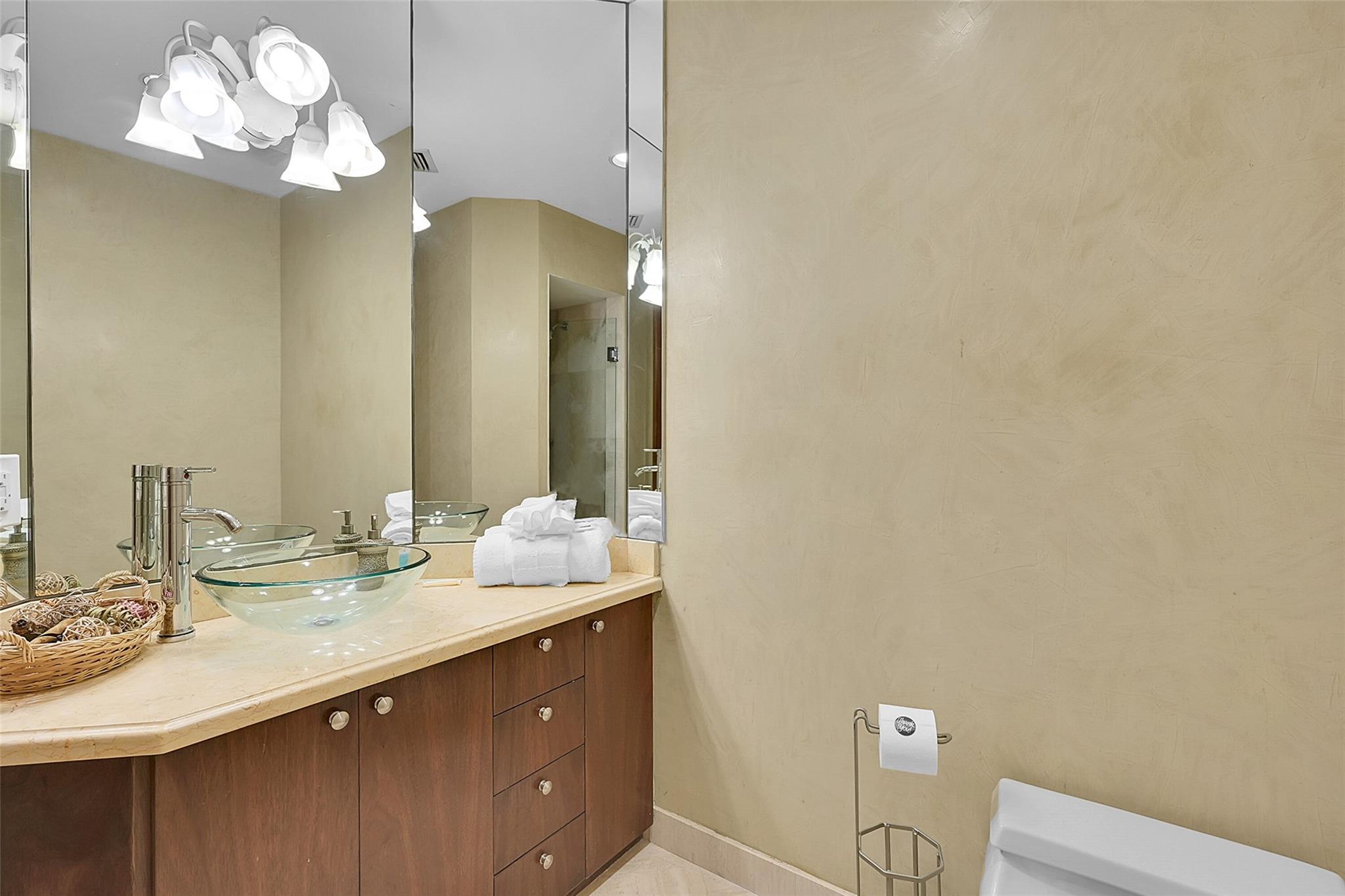 Running Brook Hills 70-23 - Residential Lease