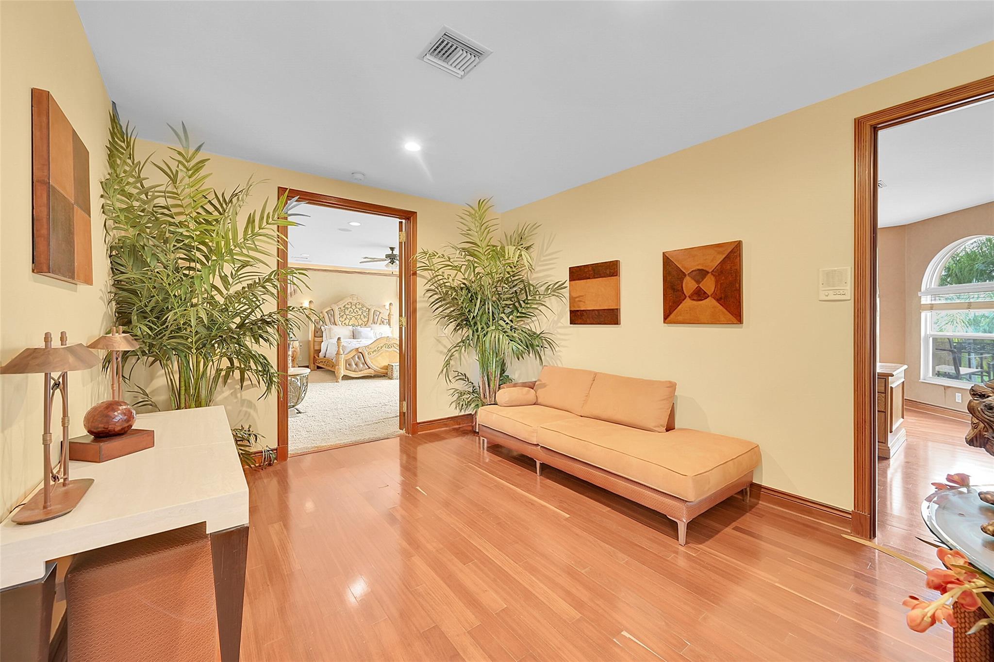 Running Brook Hills 70-23 - Residential Lease