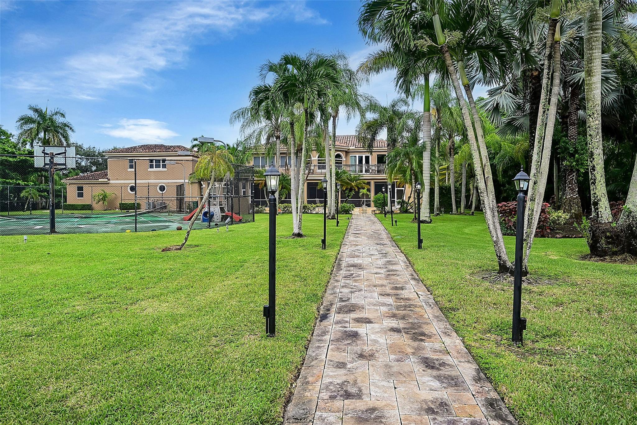 Running Brook Hills 70-23 - Residential Lease