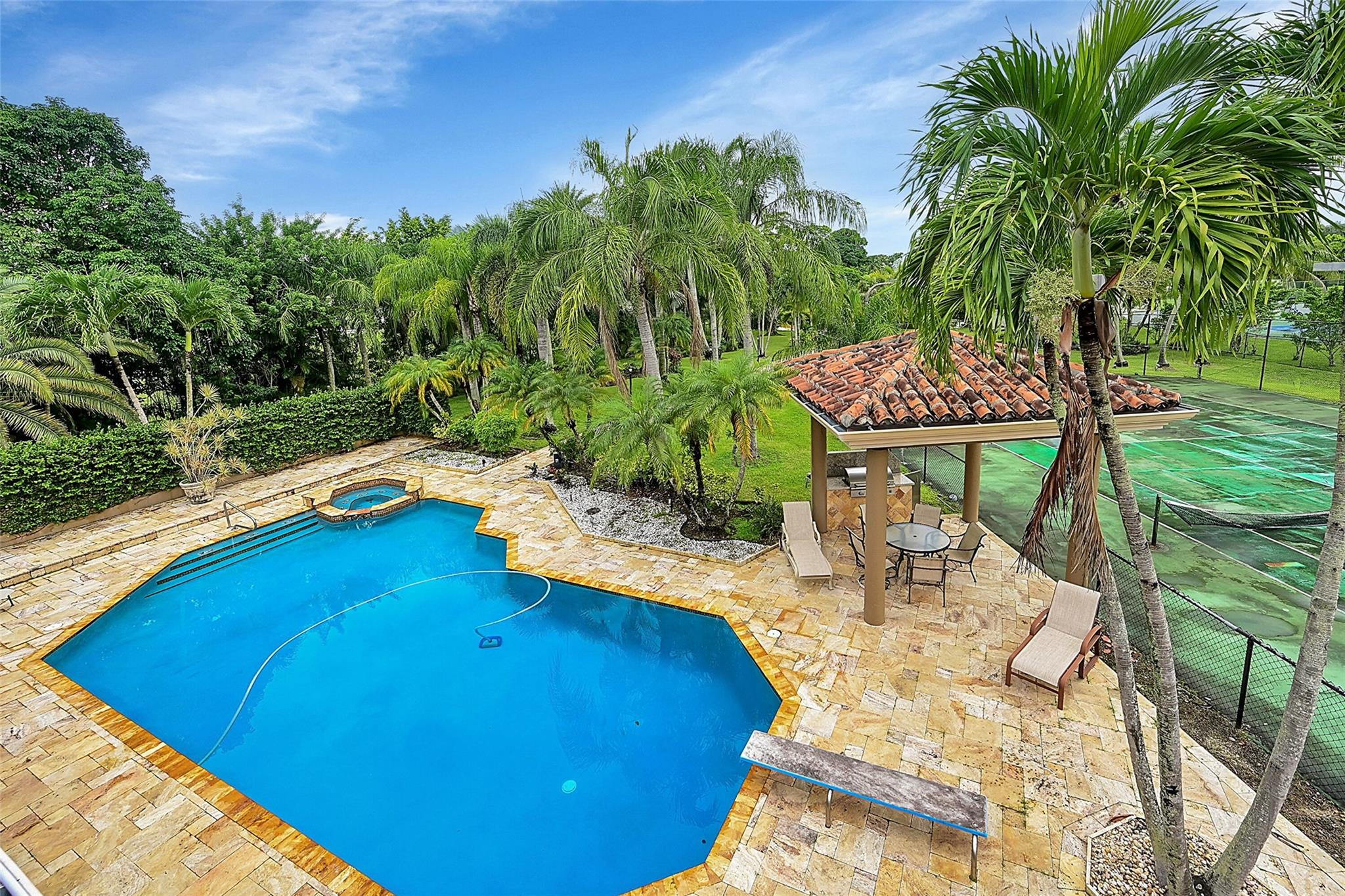 Running Brook Hills 70-23 - Residential Lease