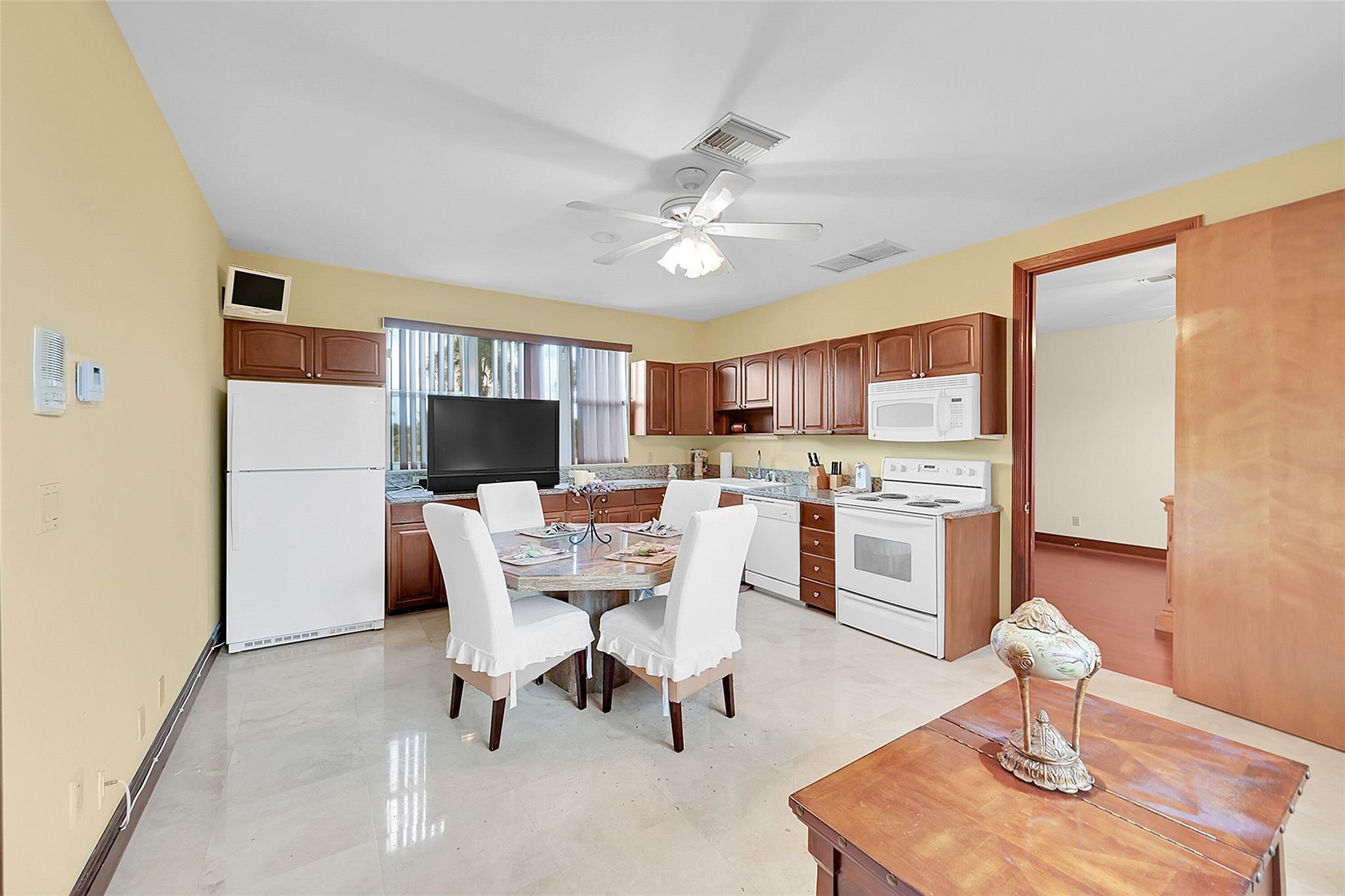 Running Brook Hills 70-23 - Residential Lease