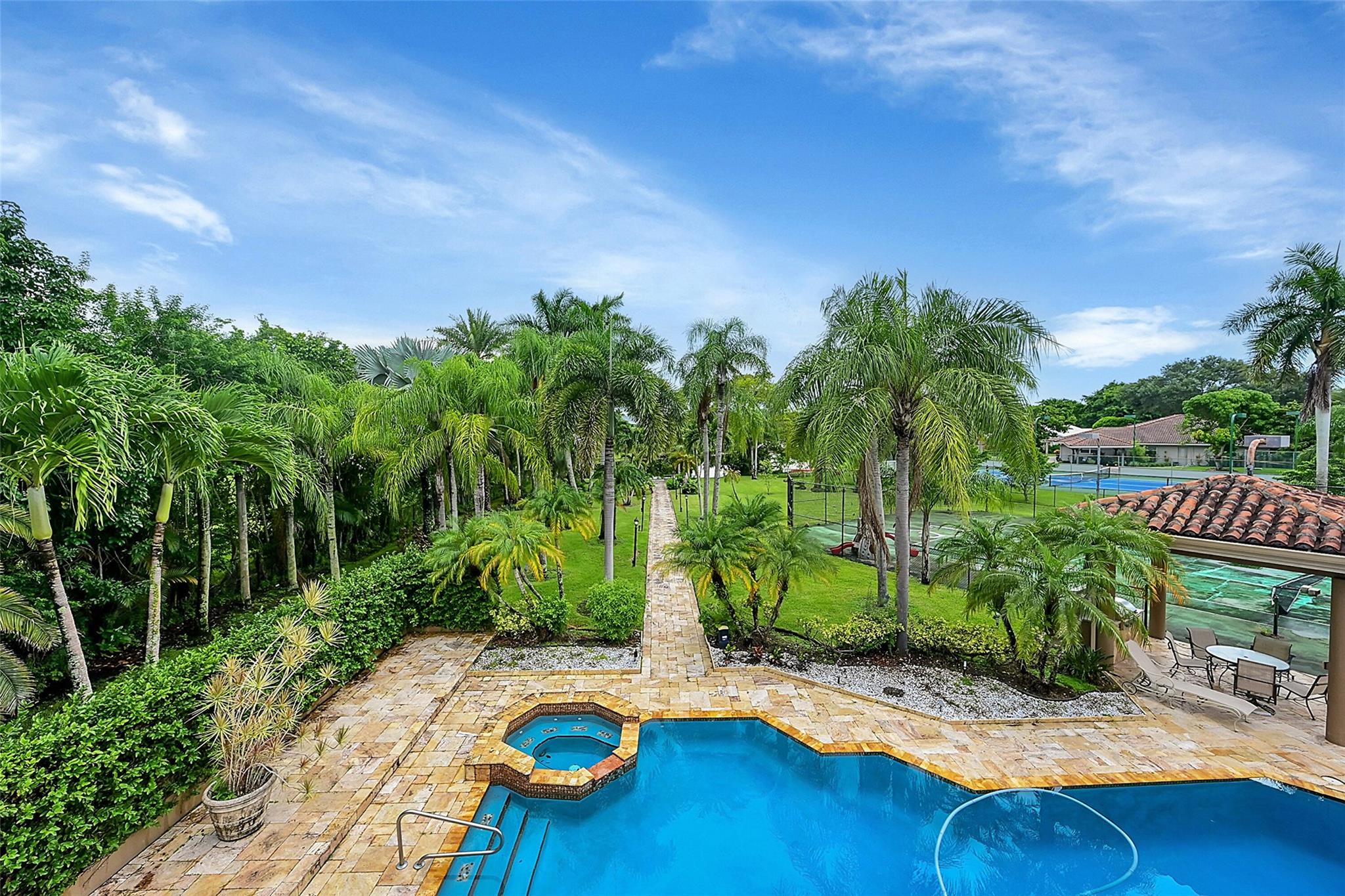 Running Brook Hills 70-23 - Residential Lease