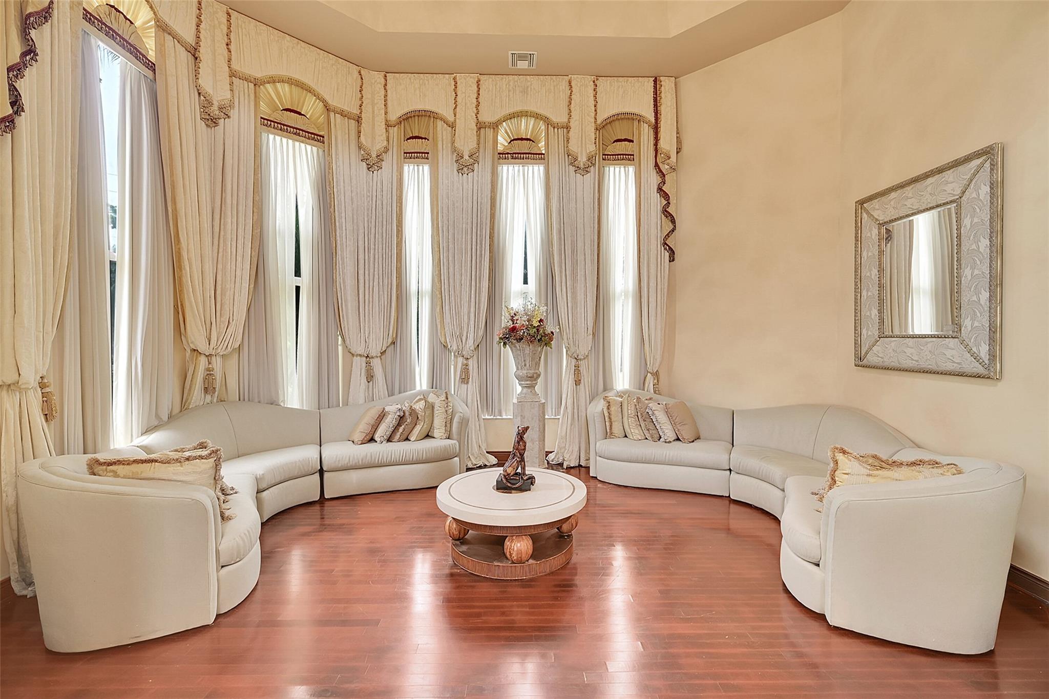 Running Brook Hills 70-23 - Residential Lease