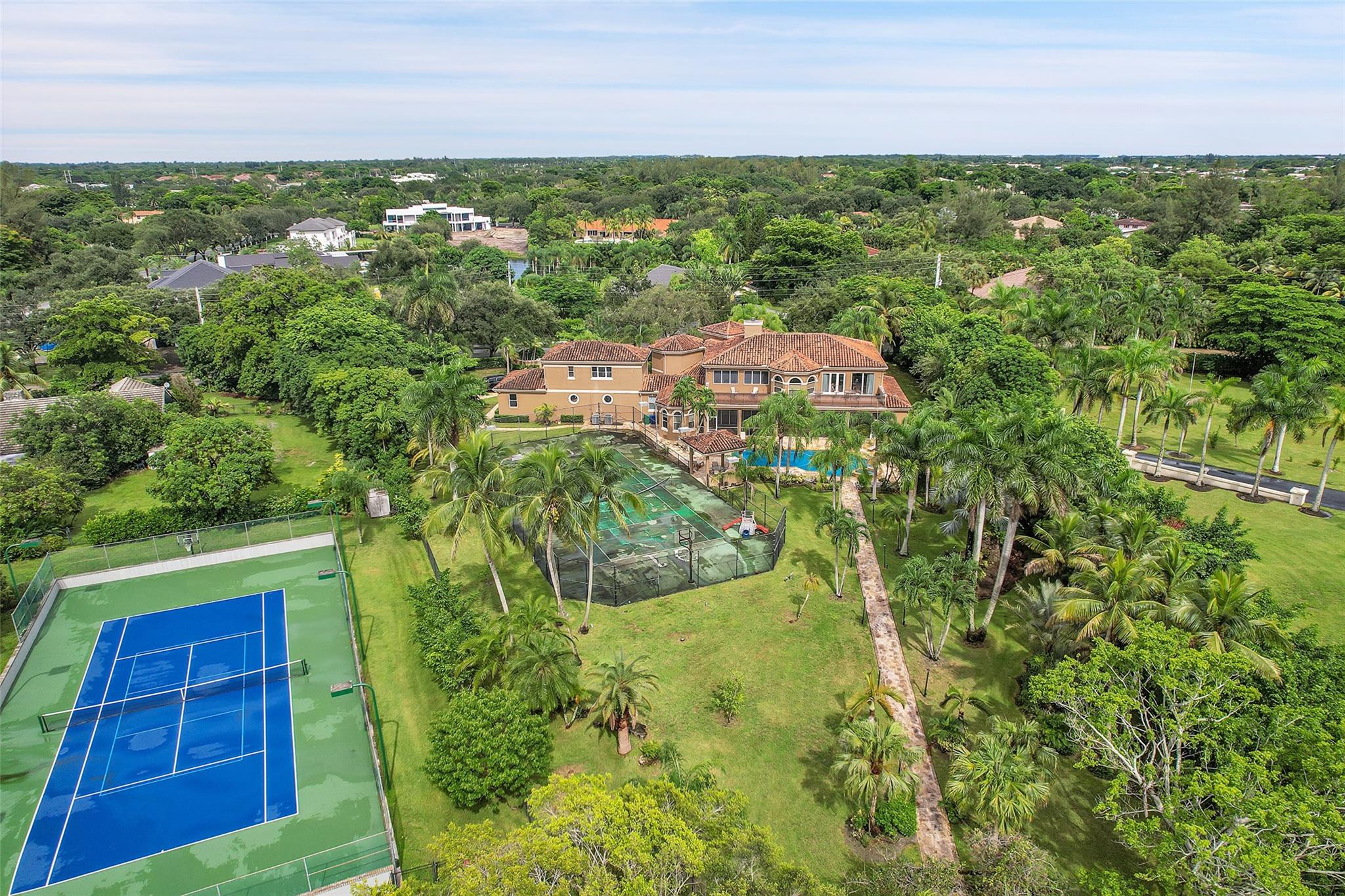 Running Brook Hills 70-23 - Residential Lease